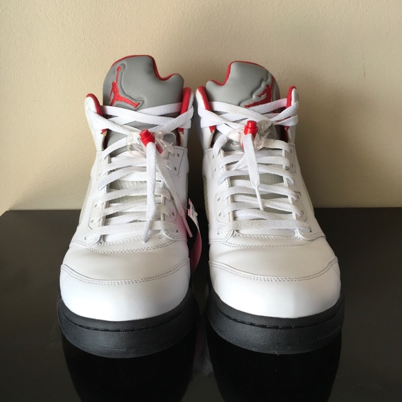 Air Jordan 5 Retro 'Fire Red' 2013 In White - Picture 2 of 4